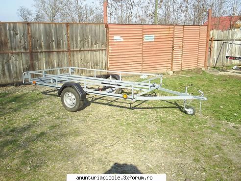 vind platforma vind aceasta absolut noua ,de 750 kg,fara utila lxlxh mm,cu numai 4500 lei.(sau