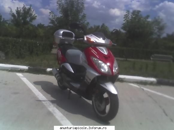 vand scuter champion in stare alarma, pornire prin dicutabil. vand scuter