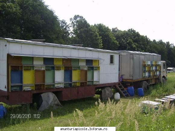 vand apicola vagon apicol vind apicola raba, omologata rar ,in buna stare capacitate stupi