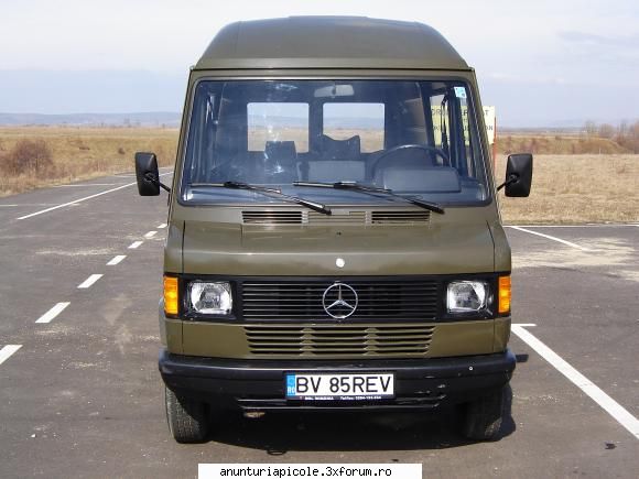 vinde un prieten apicultor un microbuz mercedes benz 207d-lung si recent autoturism persoana din