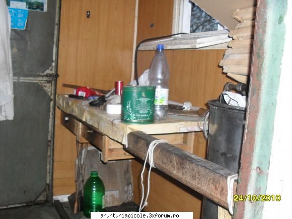 vand pavilion apicol poza interior