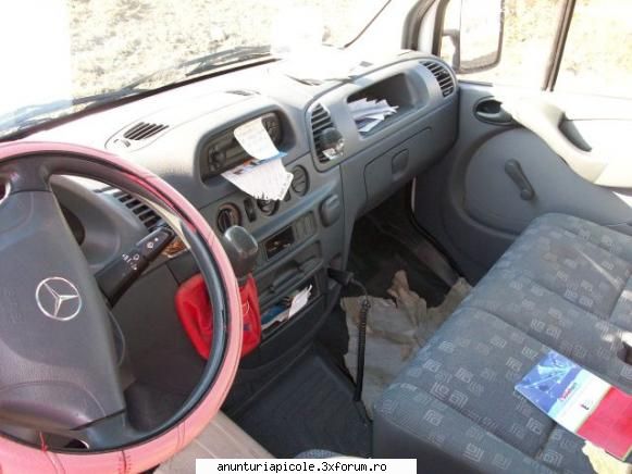 vand sprinter 8+1 locuri poza mercedes sprinter