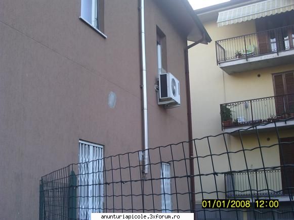 vind sistem de aer ,marca daewoo cu pompa calorica ,2 folosit. ofer servicii - aparate de aer