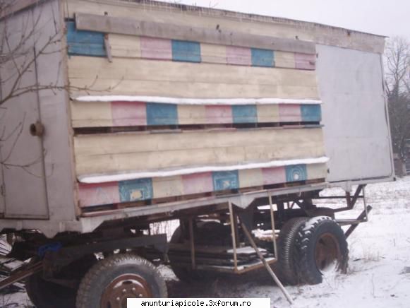 v�nd pavilion apicol cu 54 locuri 44 lazi dadant jud arad tel 0746746520 pret 10500 lei v�nd