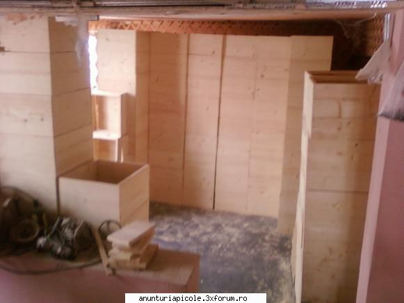 anunt valabil :uimit:  :uimit:  :uimit: cumpar roiuri sau famili de albina