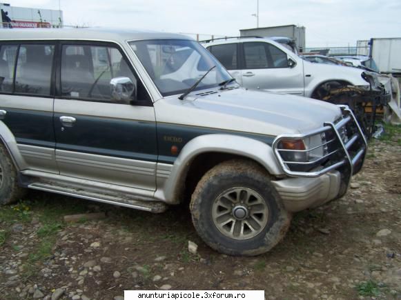 vand sau dezmembrez mitsubishi pajero vand (1200e) sau dezmembrez mitsubishi pajero 1992 motor 2500