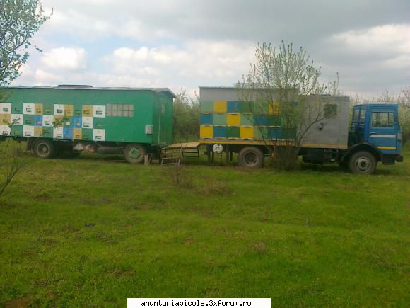 camionul a facut anul acesta 1800-2000 km in pastoral iar de o saptamana este nepopulat. camion
