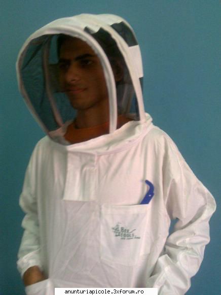 Oferta - ECHIPAMENTE APICOLE - 6 - Hanorac apicol cu masca model european - 100 - VANZARI ECHIPAMENTE APICOLE