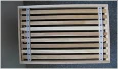 Oferta - ECHIPAMENTE APICOLE - Distantiere rame - se monteaza deasupra ramelor - VANZARI ECHIPAMENTE APICOLE