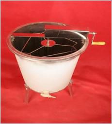 Oferta - ECHIPAMENTE APICOLE - Centrifuga manuala 3 rame ME, tangentiala, din - VANZARI ECHIPAMENTE APICOLE