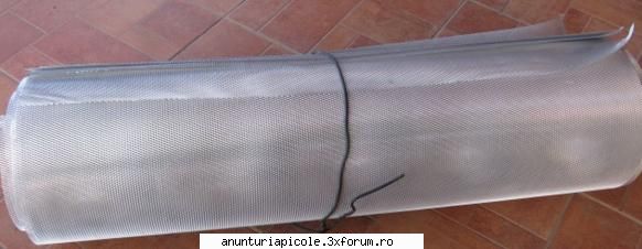 Oferta PLASA ANTIVARROA - si.... fotografia - VANZARI ECHIPAMENTE APICOLE