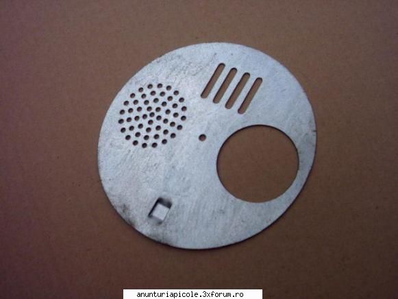 pentru disc: scule si utilaje apicole apisan srl.