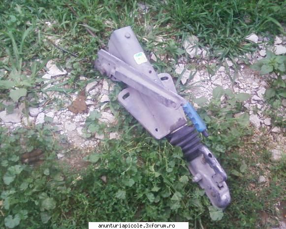 Sistemul remorcii de prindere pe cirlig gen nuca - Vand sistemul remorcii de - VANZARI - CUMPARARI AUTO