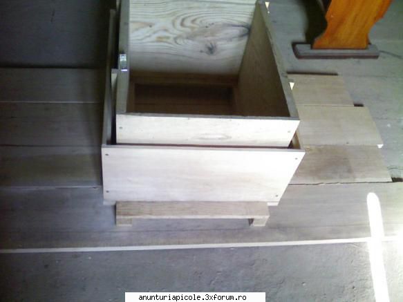 Stupul cu magazie mobila(prototip) - Stupul cu magazie mobila(prototip) 1/1 cu - VANZARI ECHIPAMENTE APICOLE