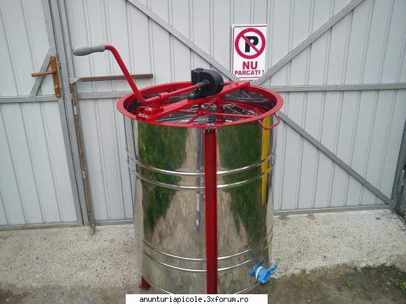 Vand CENTRIFUGA INOX - nicu17 - VANZARI ECHIPAMENTE APICOLE