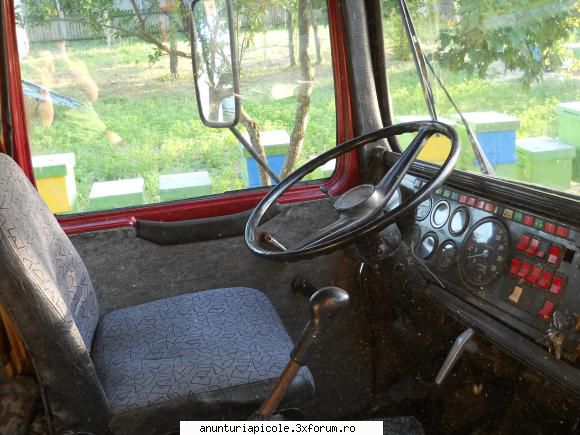 Vand camion Roman + remorca cu stelaj - interior cabina - VANZARI - CUMPARARI AUTO