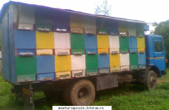 Vand camion apicol - S-a vandut. Rog ca un moderator sa stearga acest - VANZARI ECHIPAMENTE APICOLE