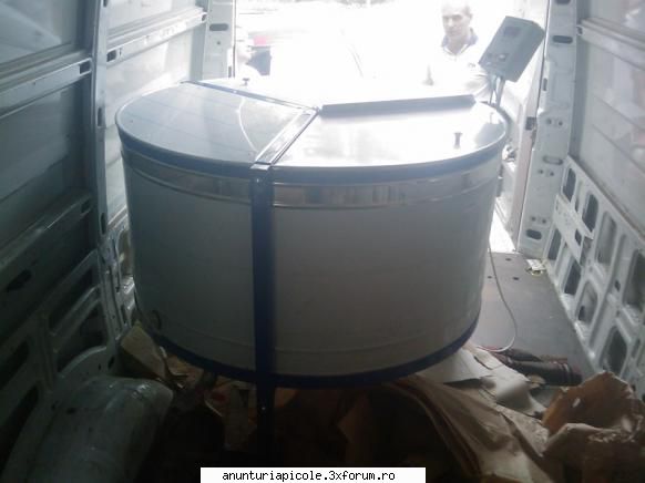 Vand echipament apicol la cele mai avantajoase preturi - Centrifuga radiala elec - VANZARI ECHIPAMENTE APICOLE