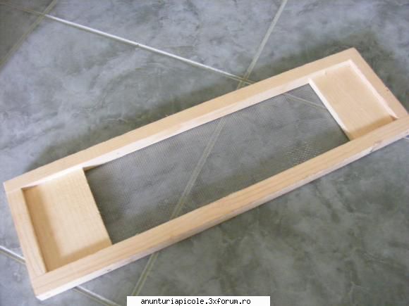 Vand echipamente apicole - Hranitorul pentru iarna/ventilator - VANZARI ECHIPAMENTE APICOLE