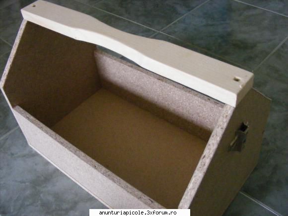 Vand echipamente apicole - Trusa de unelte Dimensiuni(Lxlxh):430x240x290mm - VANZARI ECHIPAMENTE APICOLE