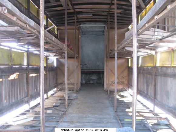 vand pavilion apicol romania , itp 2014 , capacitate 40 familii , camera de lucru si dormitor .
date