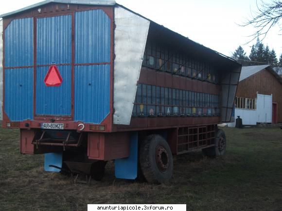 Vand pavilion apicol 60 familii Arad - IoanaMuresan - VANZARI ECHIPAMENTE APICOLE