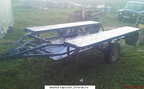 remorca apicola; latime cm; latime margine-48 cm;  latime totala-200 cm  lungime mijloc-355 cm;