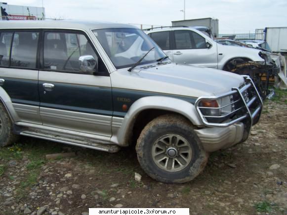 Vand sau dezmembrez Mitsubishi Pajero - Vand (1200E) sau dezmembrez Mitsubishi - VANZARI - CUMPARARI AUTO