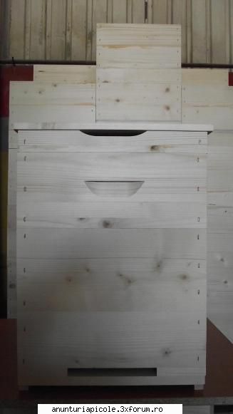Vand stupi verticali montati incepand de la 100 lei - stup2011 - VANZARI ECHIPAMENTE APICOLE