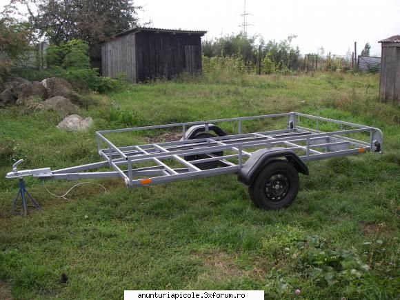 vind platforma monoax fi si masa max.aut. de 750 cu punte de 1350 kg),avind utila de 3020x1690