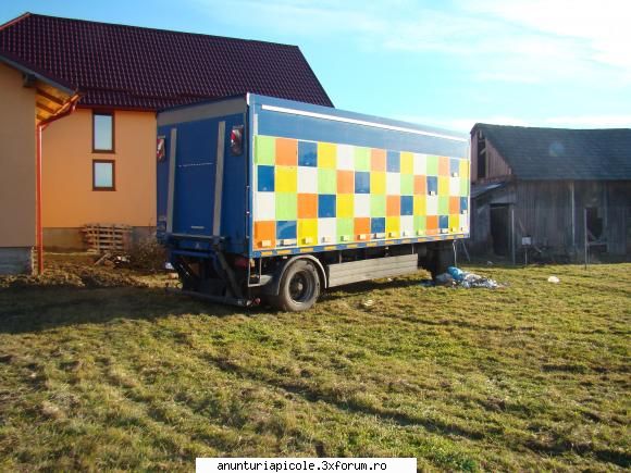 Vind remorca speciala transport stupi - altă imagine[ - VANZARI ECHIPAMENTE APICOLE