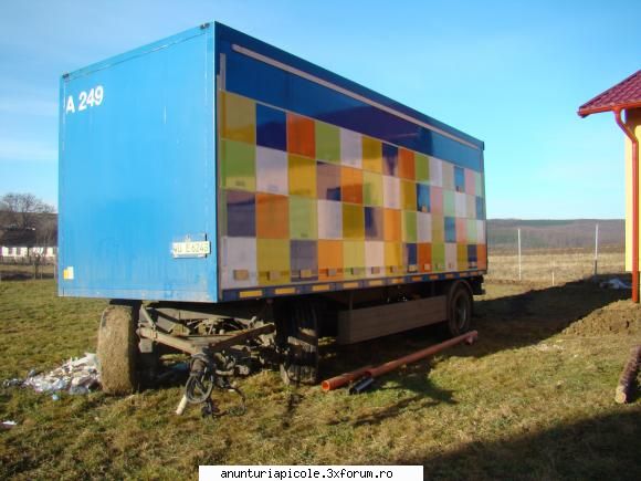 Vind remorca speciala transport stupi - altă imagine - VANZARI ECHIPAMENTE APICOLE