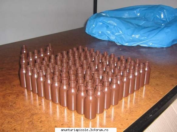 borcane miere si sticlute propolis - soldatei ... :D - VANZARI ECHIPAMENTE APICOLE