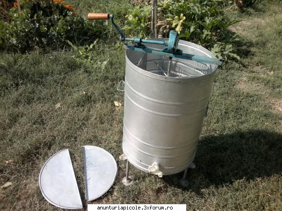 centrifuga tabla 3 rame - vand centrifuga din tabla galvanizata, 3 rame - VANZARI ECHIPAMENTE APICOLE