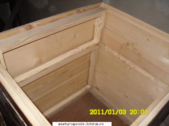 cumpar stupi - daca va intereseaza va pot trimite si alte poze - CUMPARARI ECHIPAMENTE APICOLE