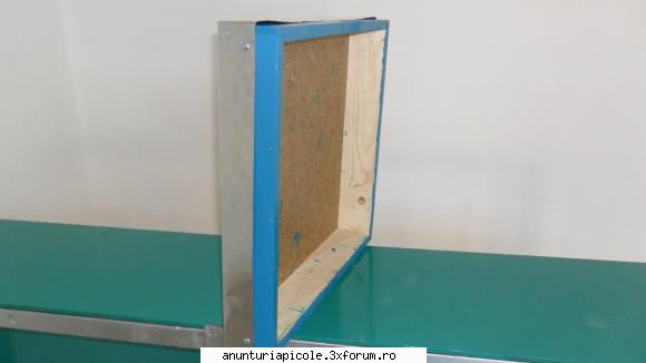 echipament apicol (stupi si componente) - acelasi pe 12 rame 29 RON - VANZARI ECHIPAMENTE APICOLE