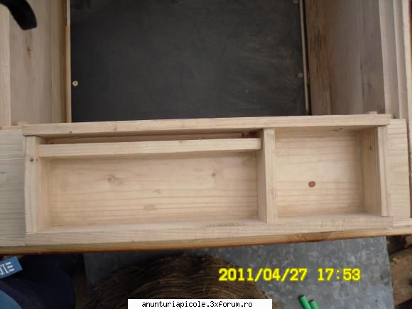 lazi noi pt albine inbinare in falt - colectoru de polen la 30 ron, hranitoare - VANZARI ECHIPAMENTE APICOLE