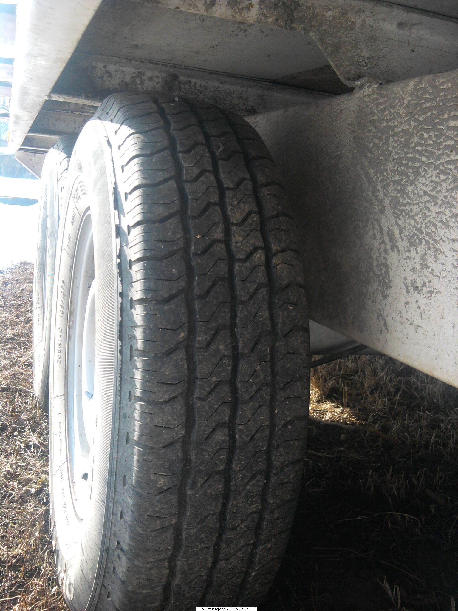 remorci apicole + camion + cauciucuri - svm - VANZARI ECHIPAMENTE APICOLE
