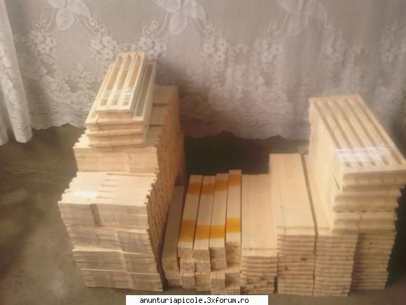 stupi la 100 roni bucata - rame si hranitoare - VANZARI ECHIPAMENTE APICOLE
