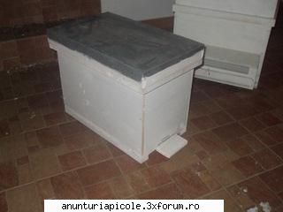 stupi verticali - roenite cu capac fara tabla pret de 50 de ron - VANZARI ECHIPAMENTE APICOLE