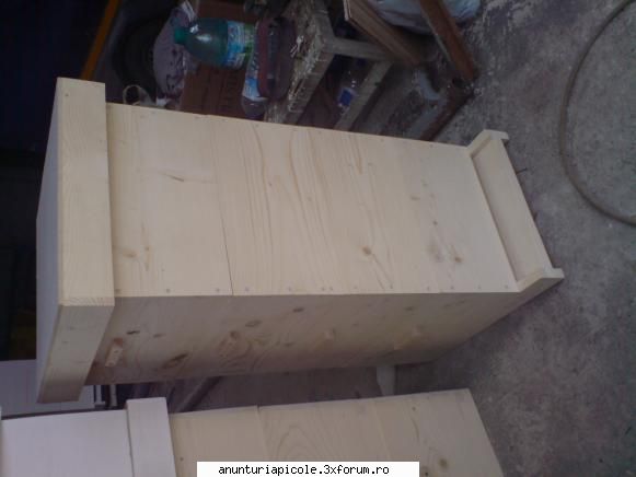 stupi verticali cu fund varoua - skypi_0040 - VANZARI ECHIPAMENTE APICOLE
