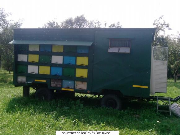 vand autospecial apicol + pavilion - alta fotografie - VANZARI ECHIPAMENTE APICOLE