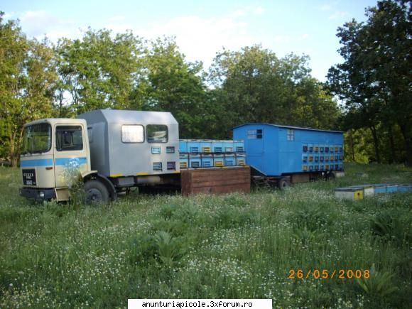 vand camion si pavilion apicol - sa vandut camionul - VANZARI ECHIPAMENTE APICOLE