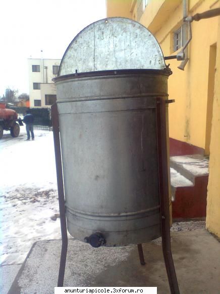 vand centrifuga - vand centrifuga 3 rame tel: loc.Cetate jud.Dolj - VANZARI ECHIPAMENTE APICOLE