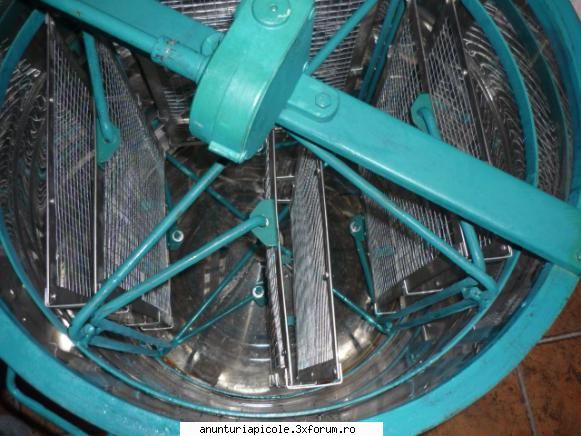 vand centrifuga inox patru rame reversibila - alta . intoarcerea casetelor cu - VANZARI ECHIPAMENTE APICOLE
