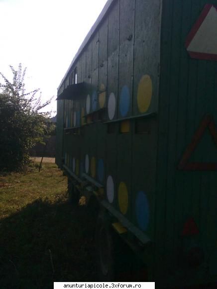 vand pavilion apicol - FLORIN STROIE - VANZARI ECHIPAMENTE APICOLE