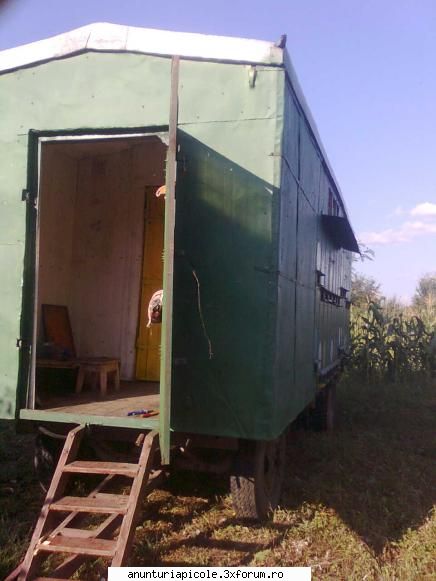 vand pavilion apicol - FLORIN STROIE - VANZARI ECHIPAMENTE APICOLE