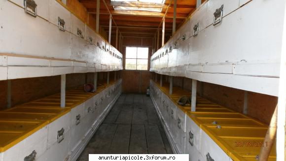 vand pavilion apicol - arcadel - VANZARI ECHIPAMENTE APICOLE