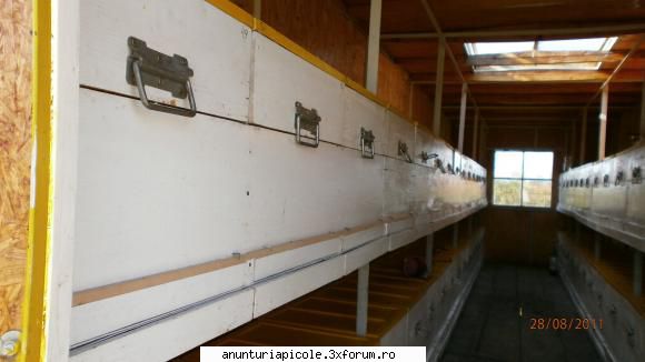 vand pavilion apicol - arcadel - VANZARI ECHIPAMENTE APICOLE