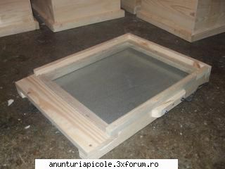 vand stupi bio - Se pot livra si echipati complet cu factura si - VANZARI ECHIPAMENTE APICOLE